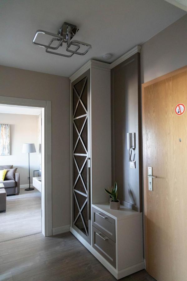 Deluxe Apartment Mit Tiefgarage In Naehe Messe-Bmw-Porsche-Dhl-Flughafen-Flugzeugwerk Der Deutsche Aircraft Lipsko Exteriér fotografie
